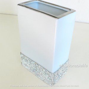 NIB Sophie Villepigue Paris Limoges Porcelain SWAROVSKI Crystal Platinum Vase 6"